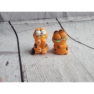 1981 Vintage Plastic Garfield Cat Figurine Pencil Toppers Cake Toppers